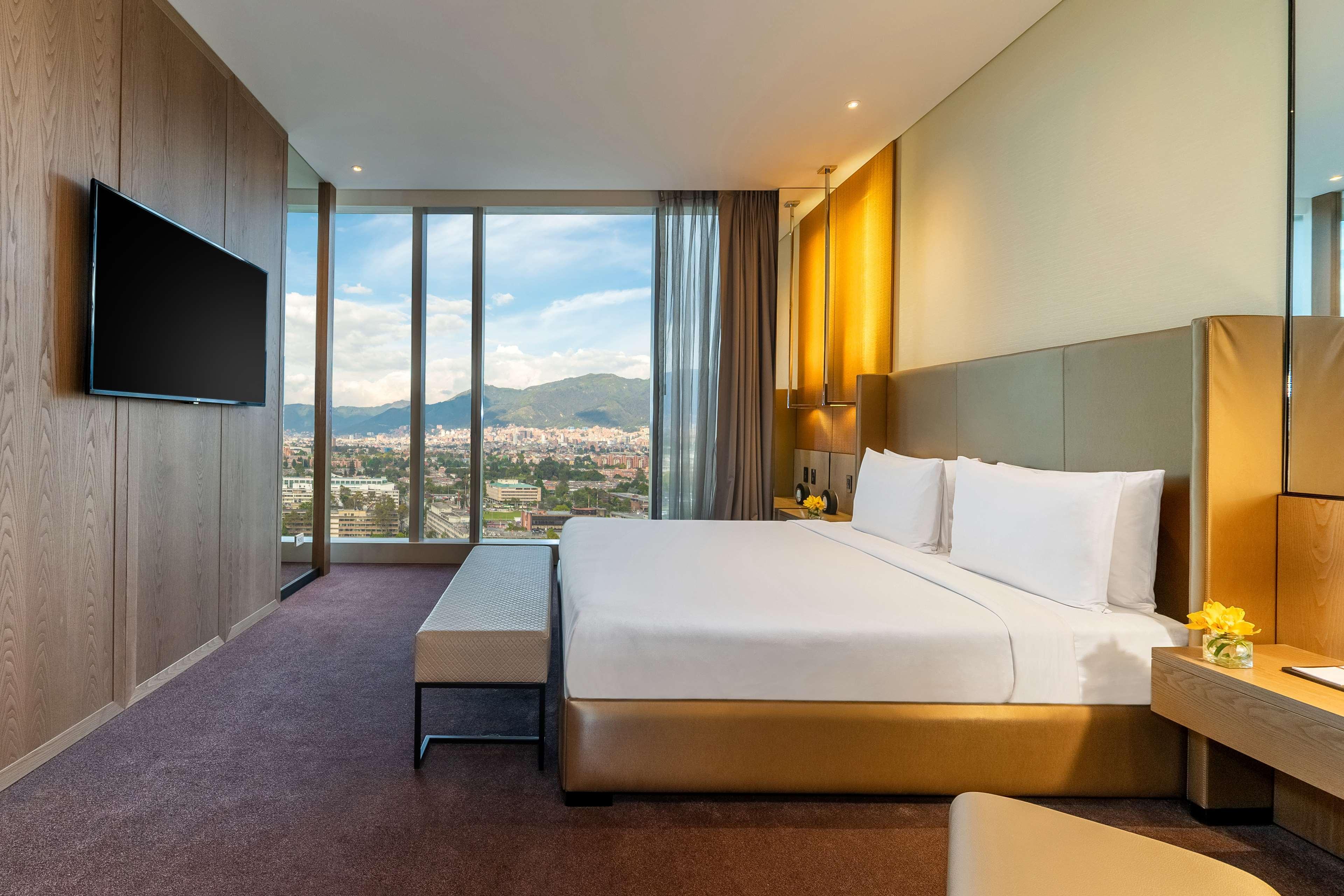 Grand Hyatt Hotel 5*