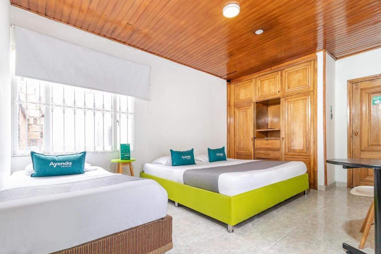 Hotel De Normandia 3*
