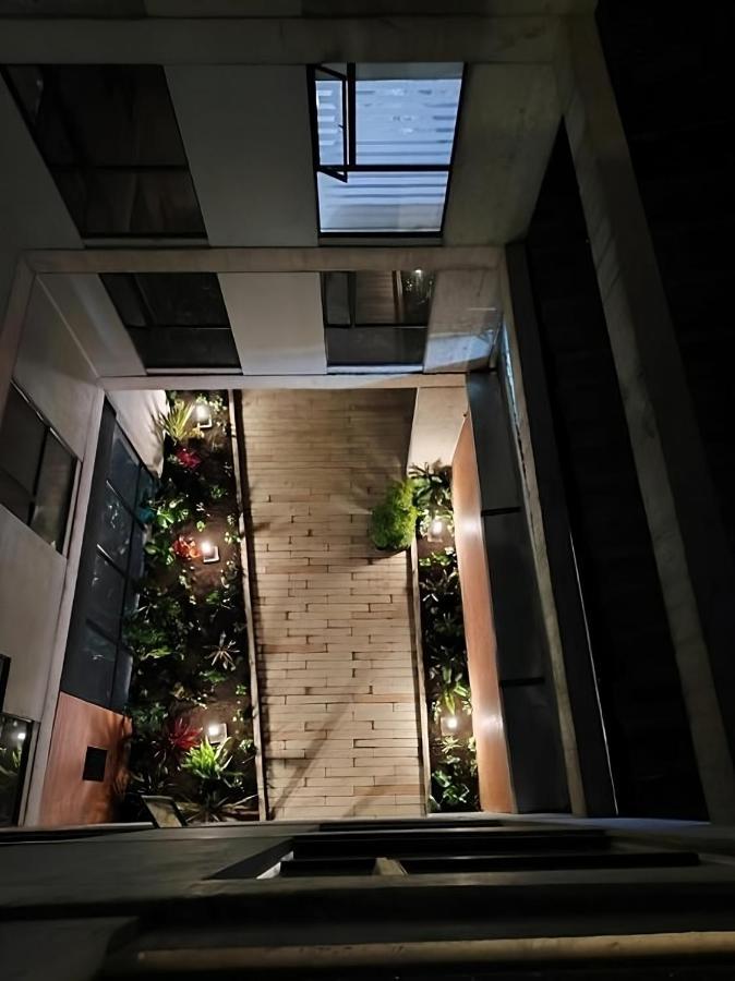 Downtown Bogota: Explora Y Descansa Bogota