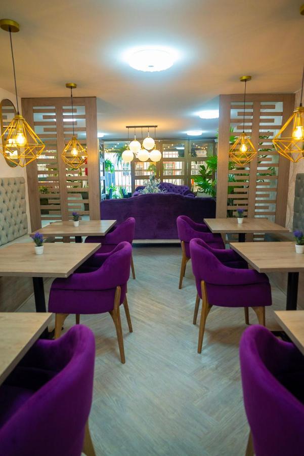 Bliss Boutique 5*