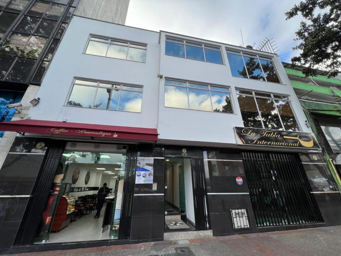 Hotel Aparta Montealegre Bogota