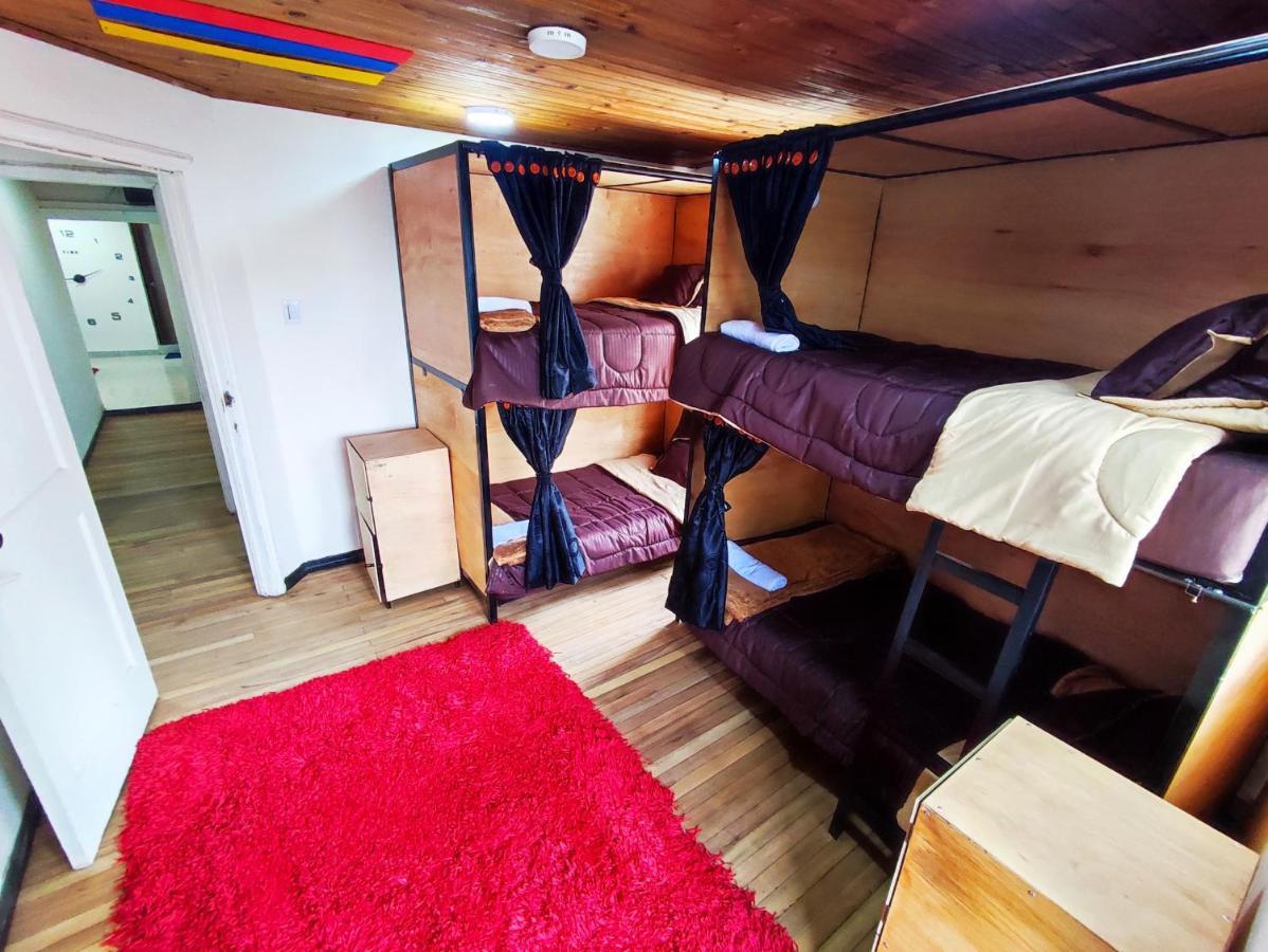 Baruch Capsula Capsule hotel