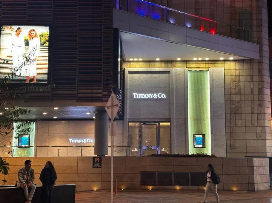 Exclusive 85 Street Bogota