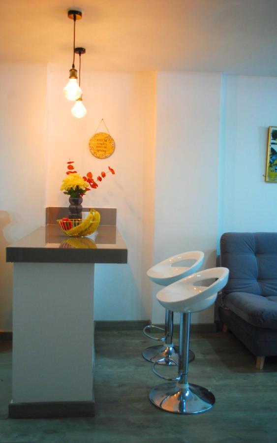 Luxury 79 Apartment