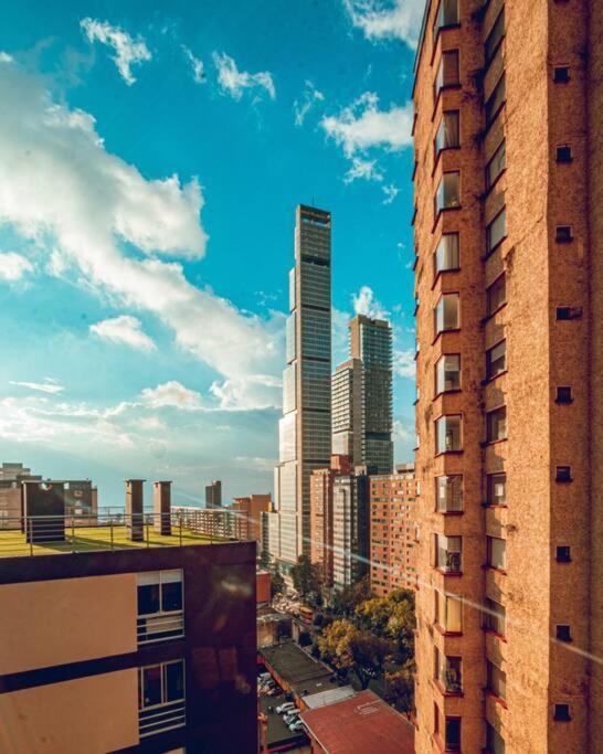 Work Remote Fast Wi-fi - Foam Mattress - La Candelaria 10 Min Away Apartment