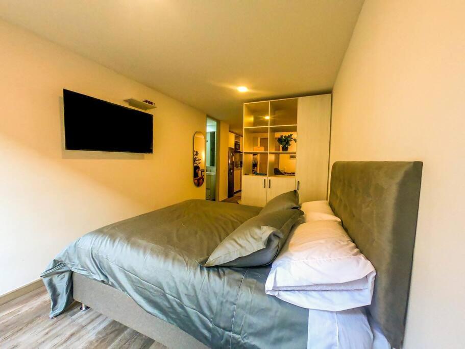 Apartment Work Remote Fast Wi-fi - Foam Mattress - La Candelaria 10 Min Away