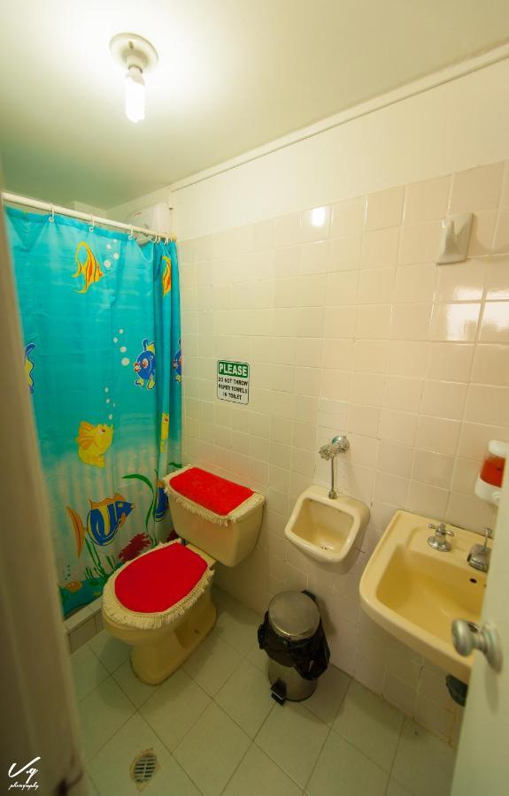 North House Hostal *