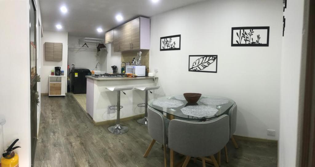 Apartment Confortable, Amoblado En Bogota