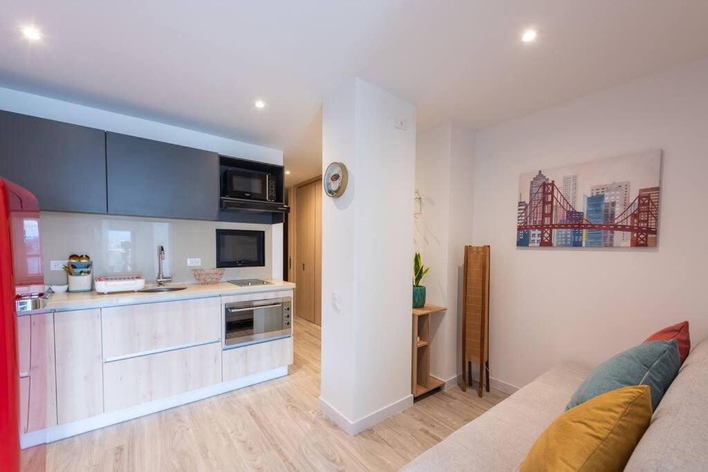 917b Lindo Cerca A La Zona T Apartamento