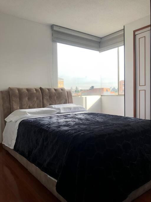 Apartamento 404 *
