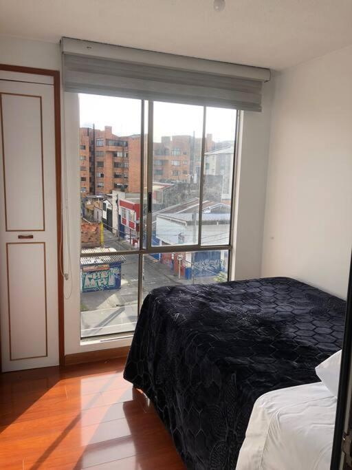 Apartamento 404 Apartamento *