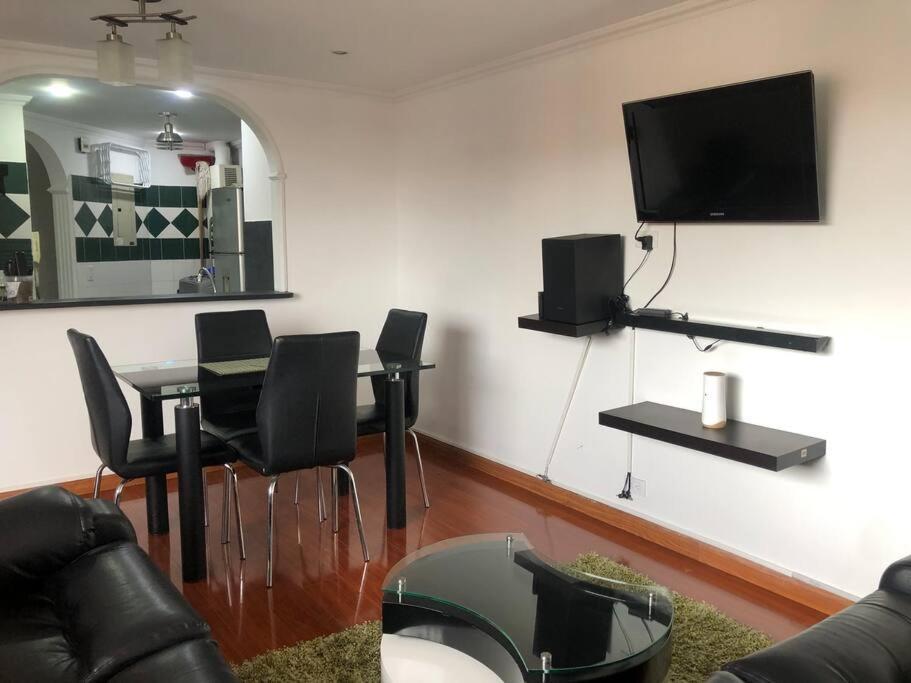 Apartamento 404 Apartamento *