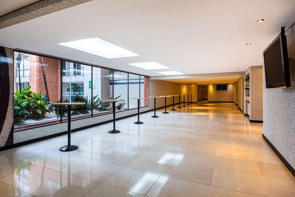 Doubletree By Hilton Salitre Ar Hotel