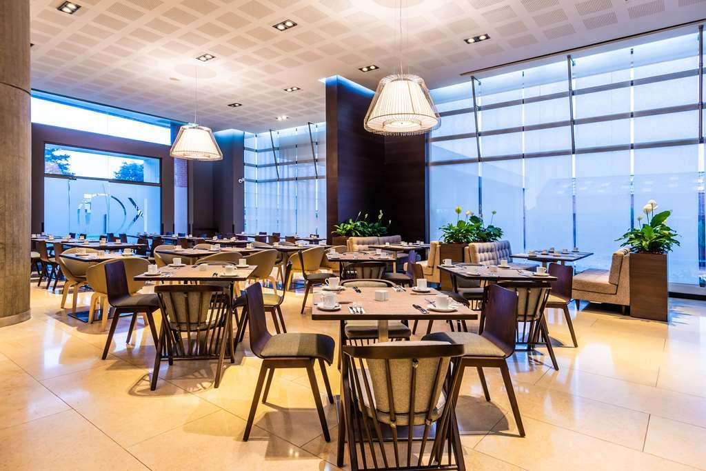 Hotel Doubletree By Hilton Salitre Ar