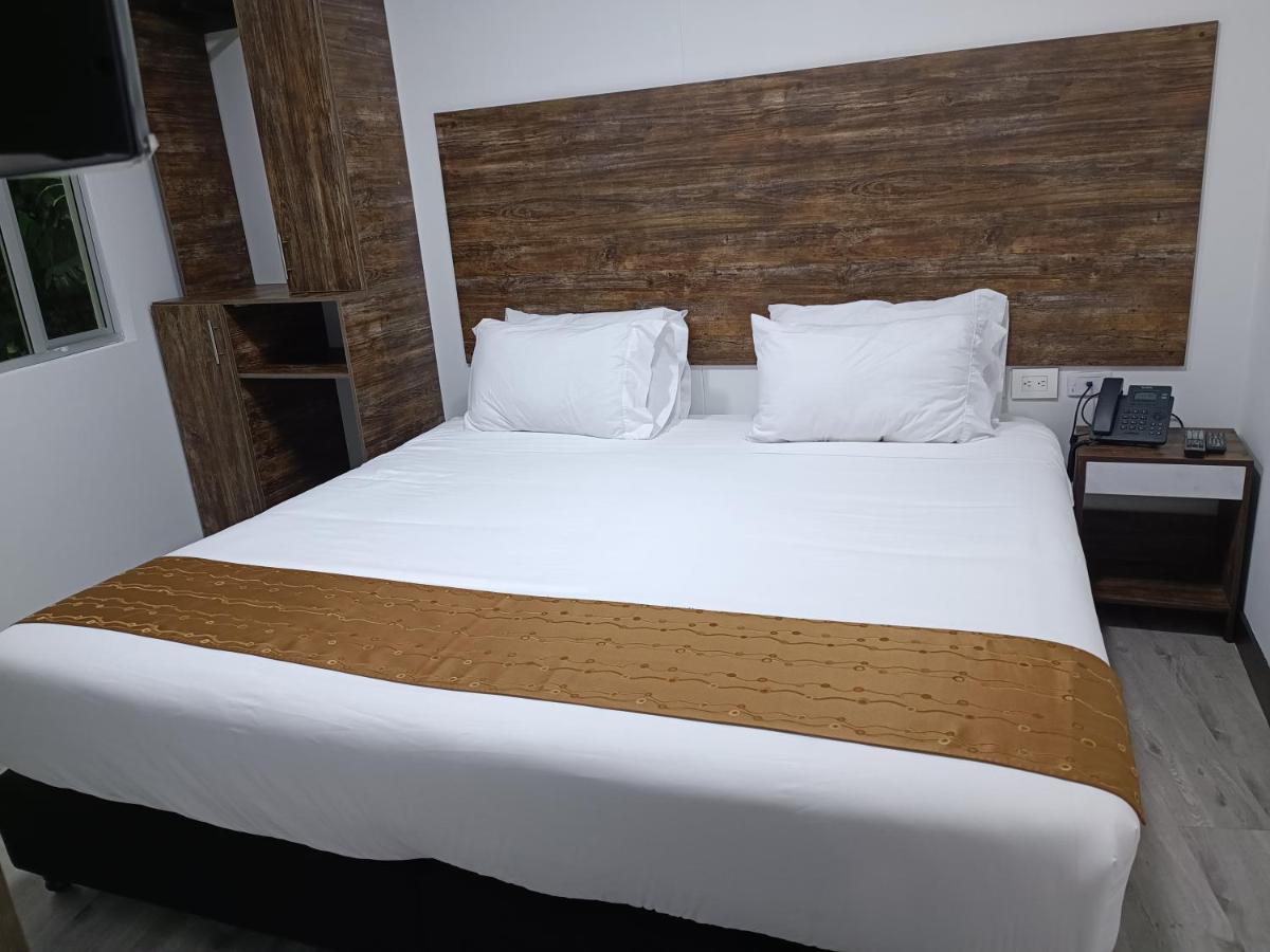 Hotel American Visa Corporate Bogota