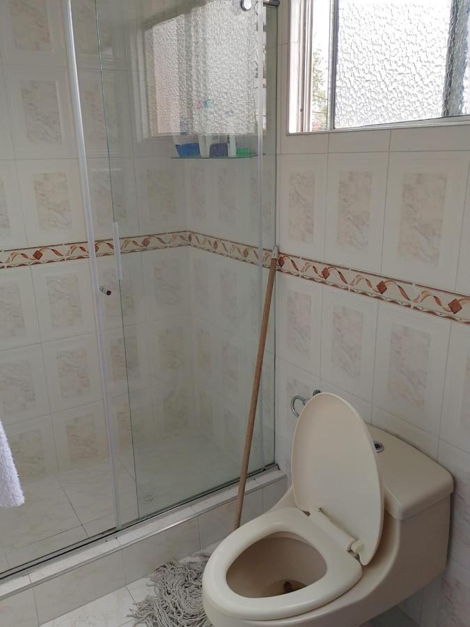 Calida, Comoda, Habitacion Amoblada Cerca Al Portal 80 *
