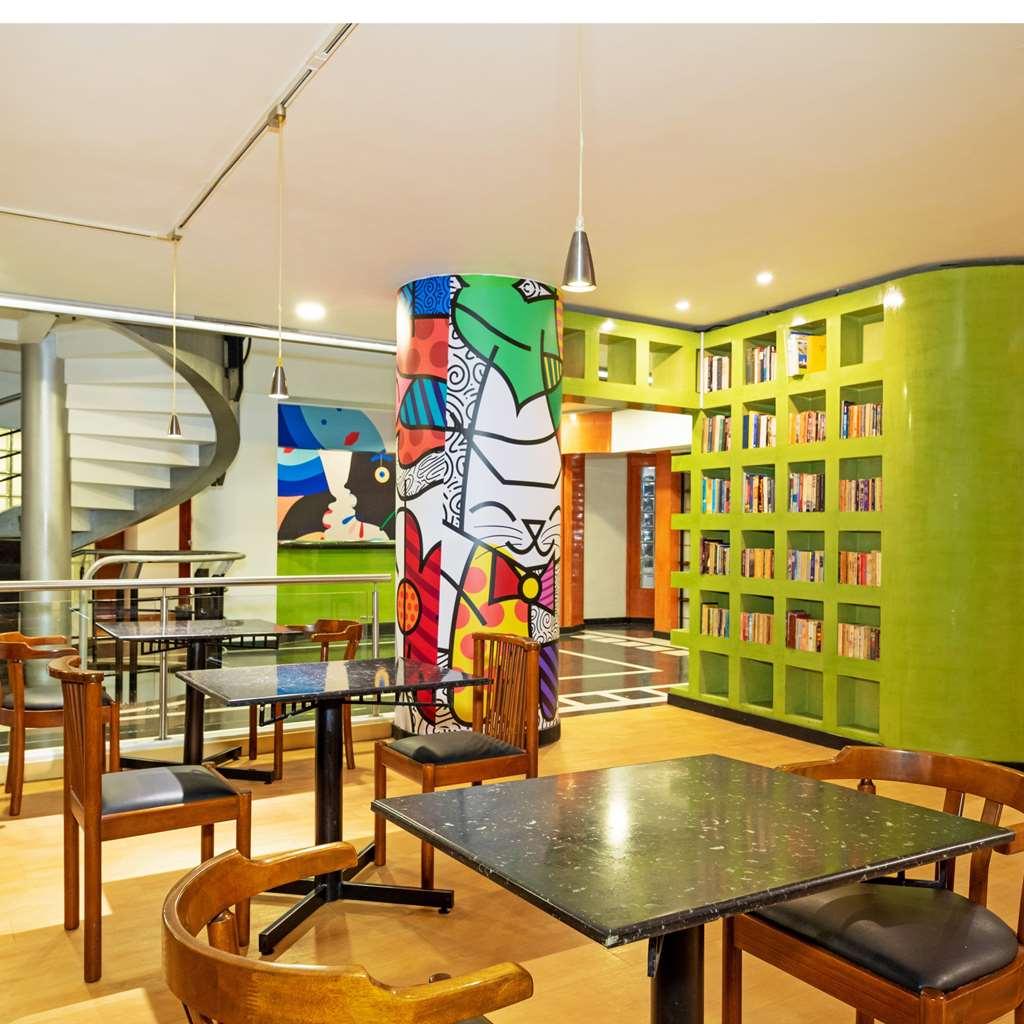 Casa Real 93 Hotel