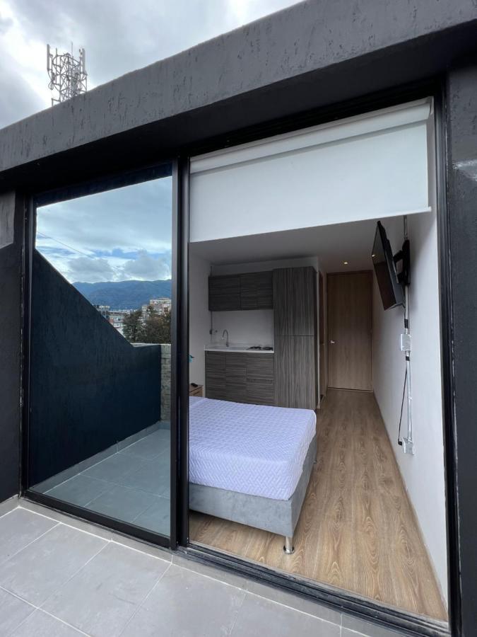 Hostelfc Castellana Apartment
