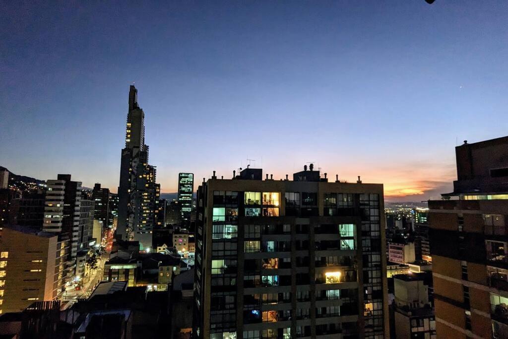 Acogedor Amoblado Centro Internacional, Apartamento *