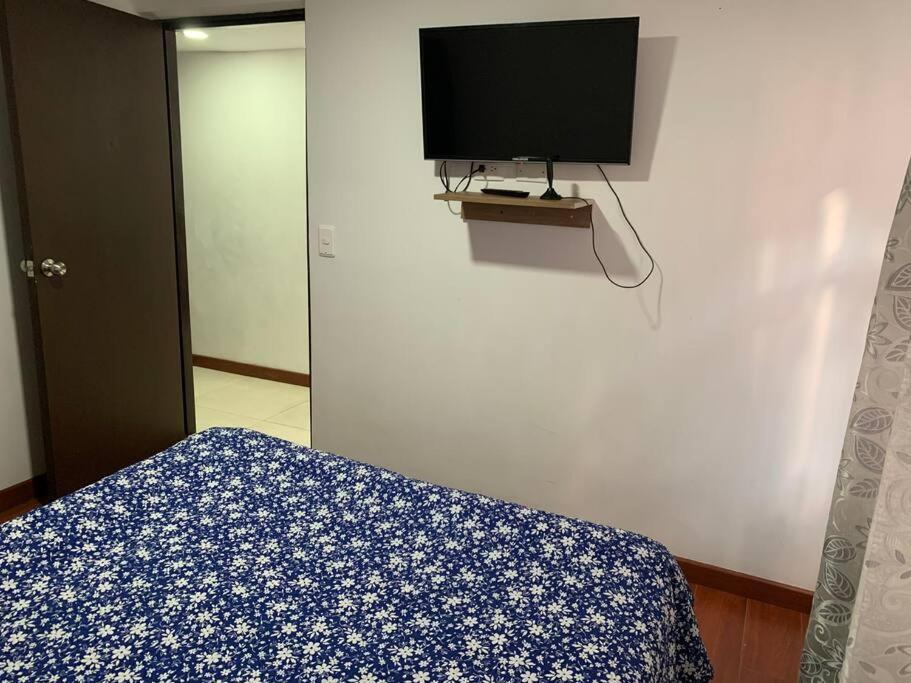 Por El Sector Minuto De Dios. Apartment *