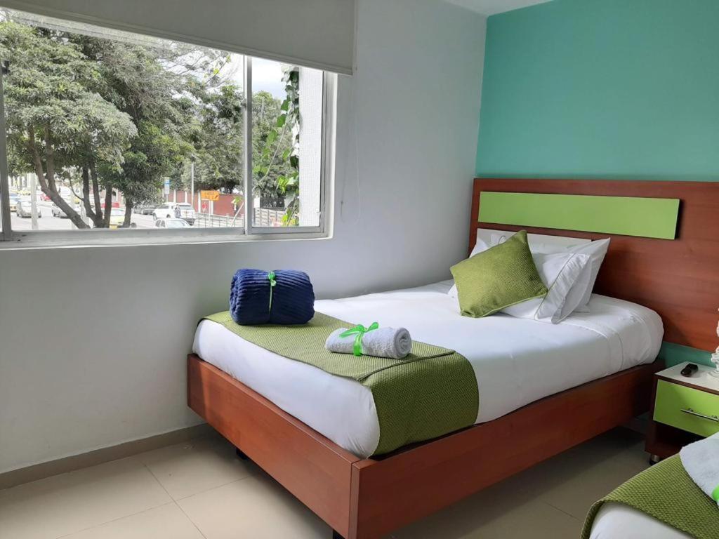 Calantha Bogota