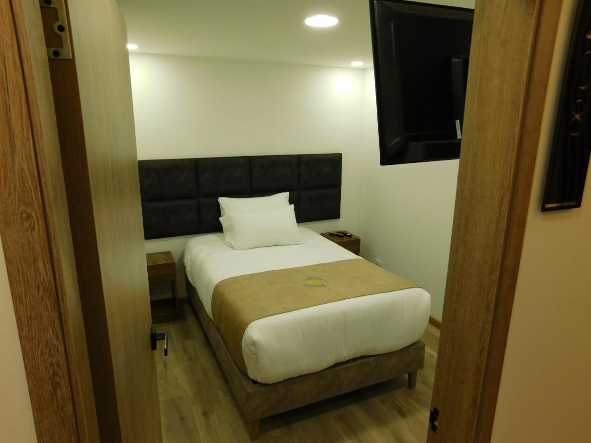 Mx Hotel