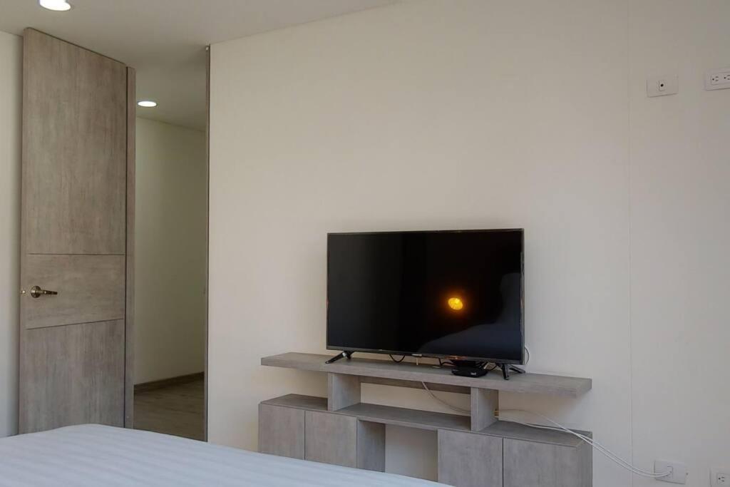 Apartment Oasis Unicentro 2 Hab Bogota