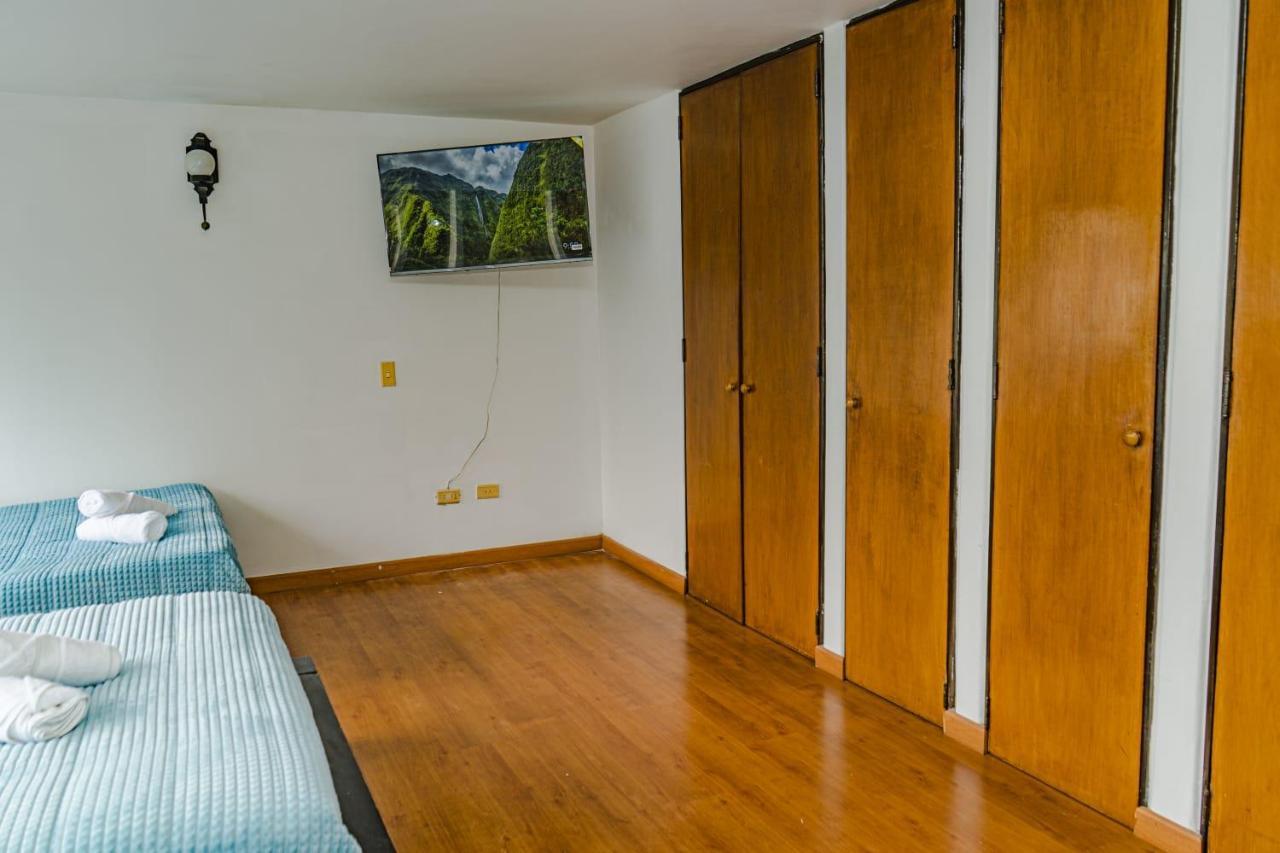Casa Tipo Chalet Especial Grupos Grandes Holiday home