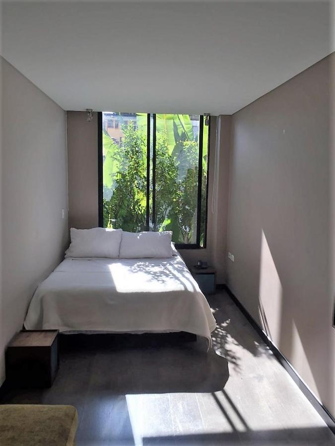 Apartach 206 *