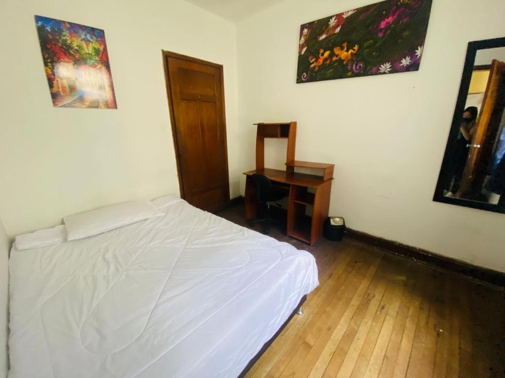 Homestay Central Chapinero House *
