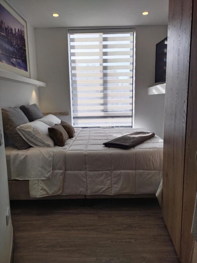 Soul Santa Barbara Executive, Wifi 300 Megas, Big Queen Size Bed, Smart Tv Netflix, Walking Distance To Unicentro Mall, Starbucks In Front Of The Building, Location Apartment *