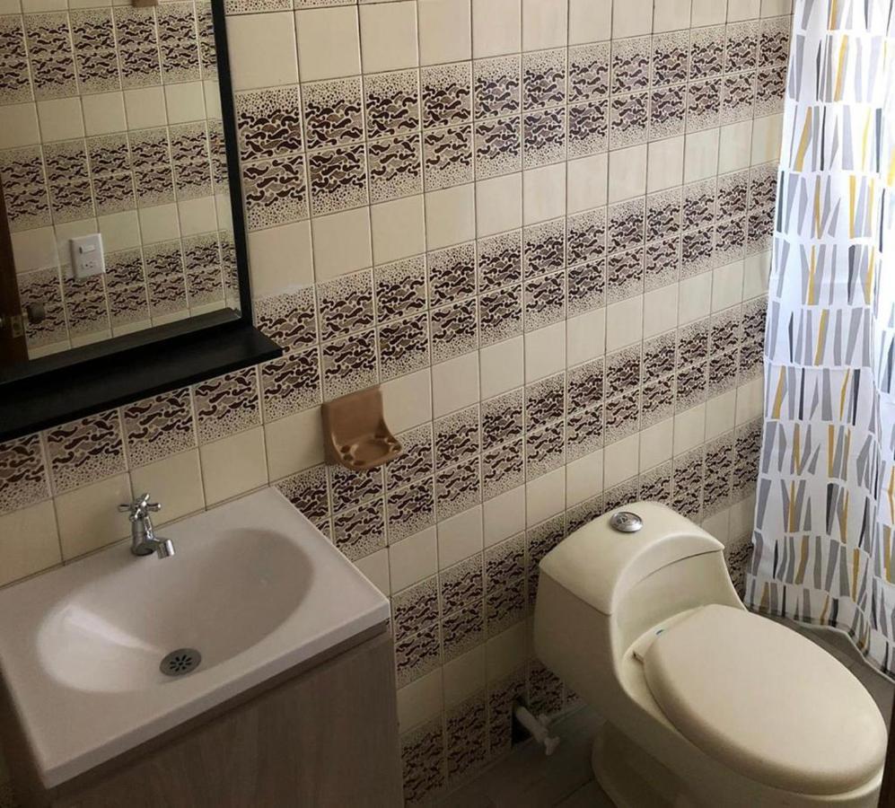 Nr Airport & Embassy / Rooms-apartments Bogota