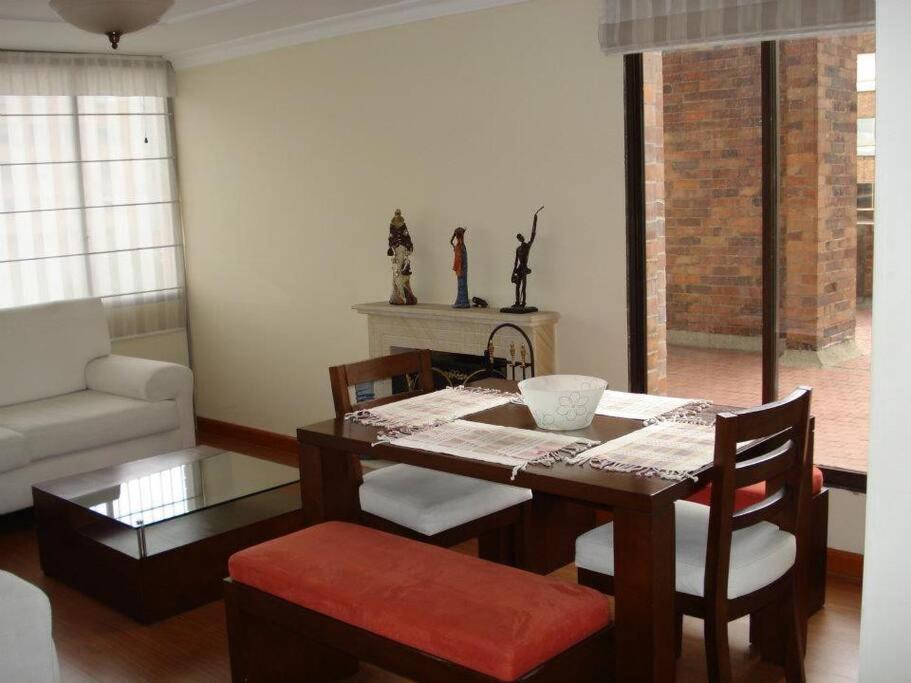 Confortable En Chapinero Apartment