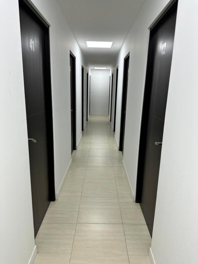 Bus Plus+ Capsule hotel *