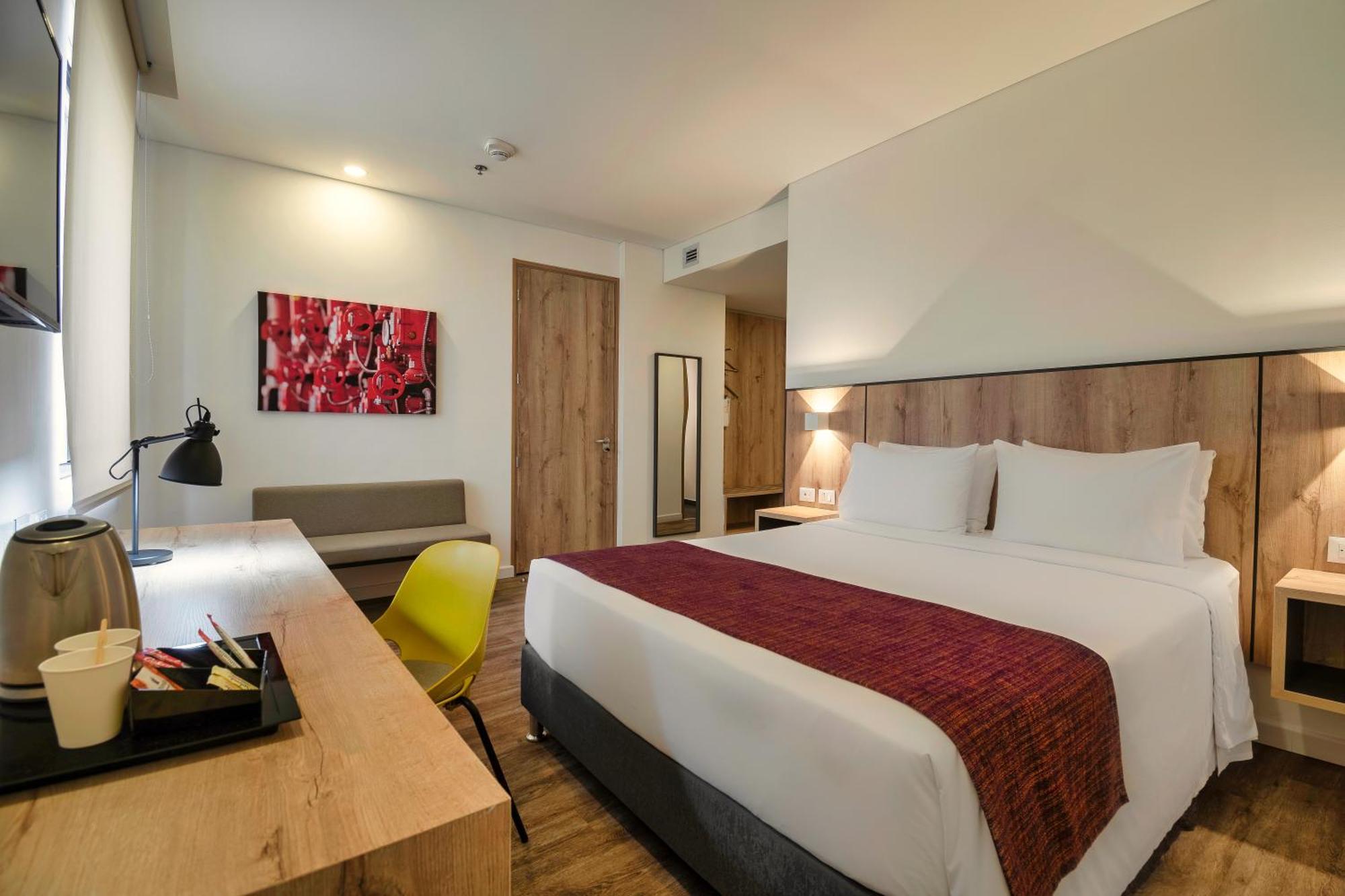 Ramada Encore By Wyndham Zona Franca Bogotá