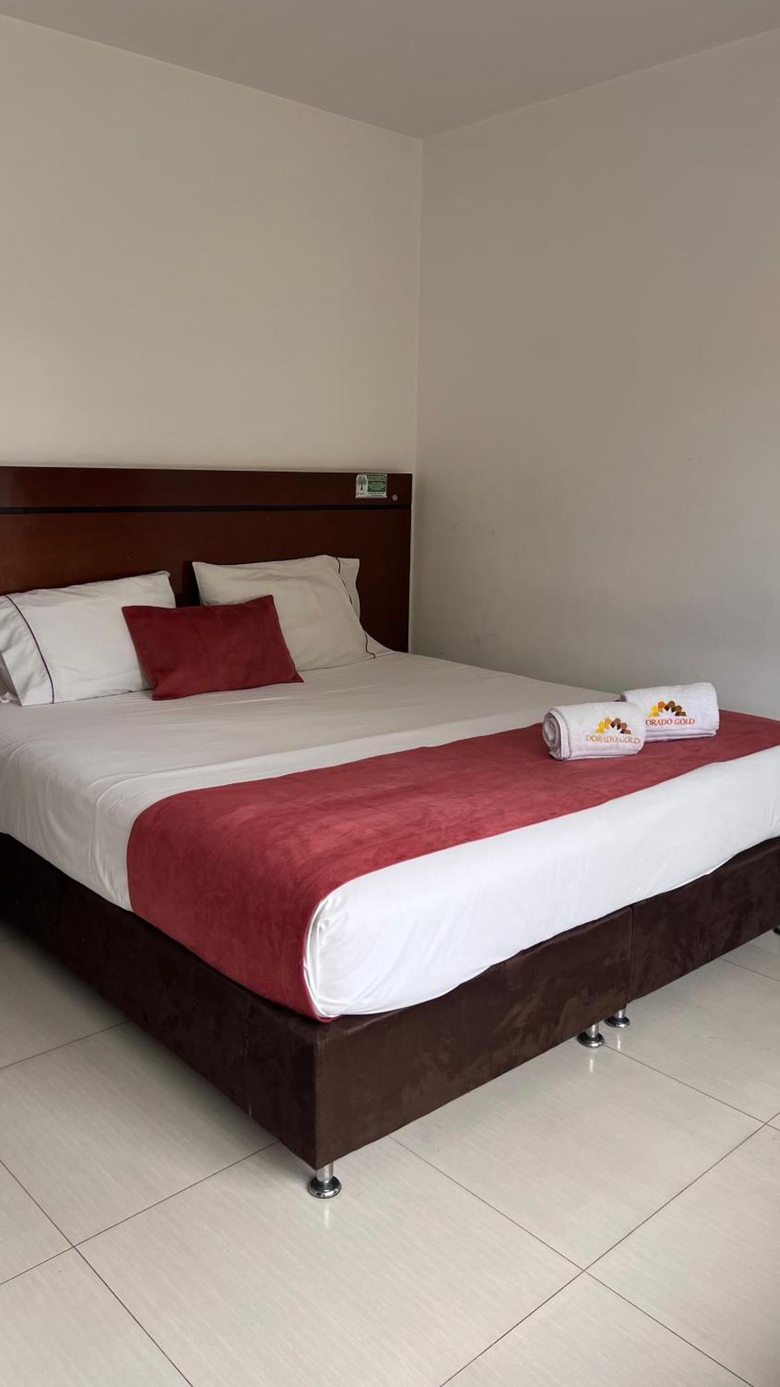 Hotel Dorado Gold 3*