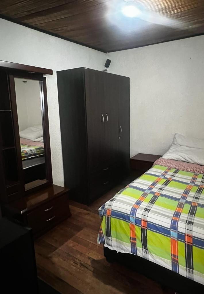 Four Season Guest house