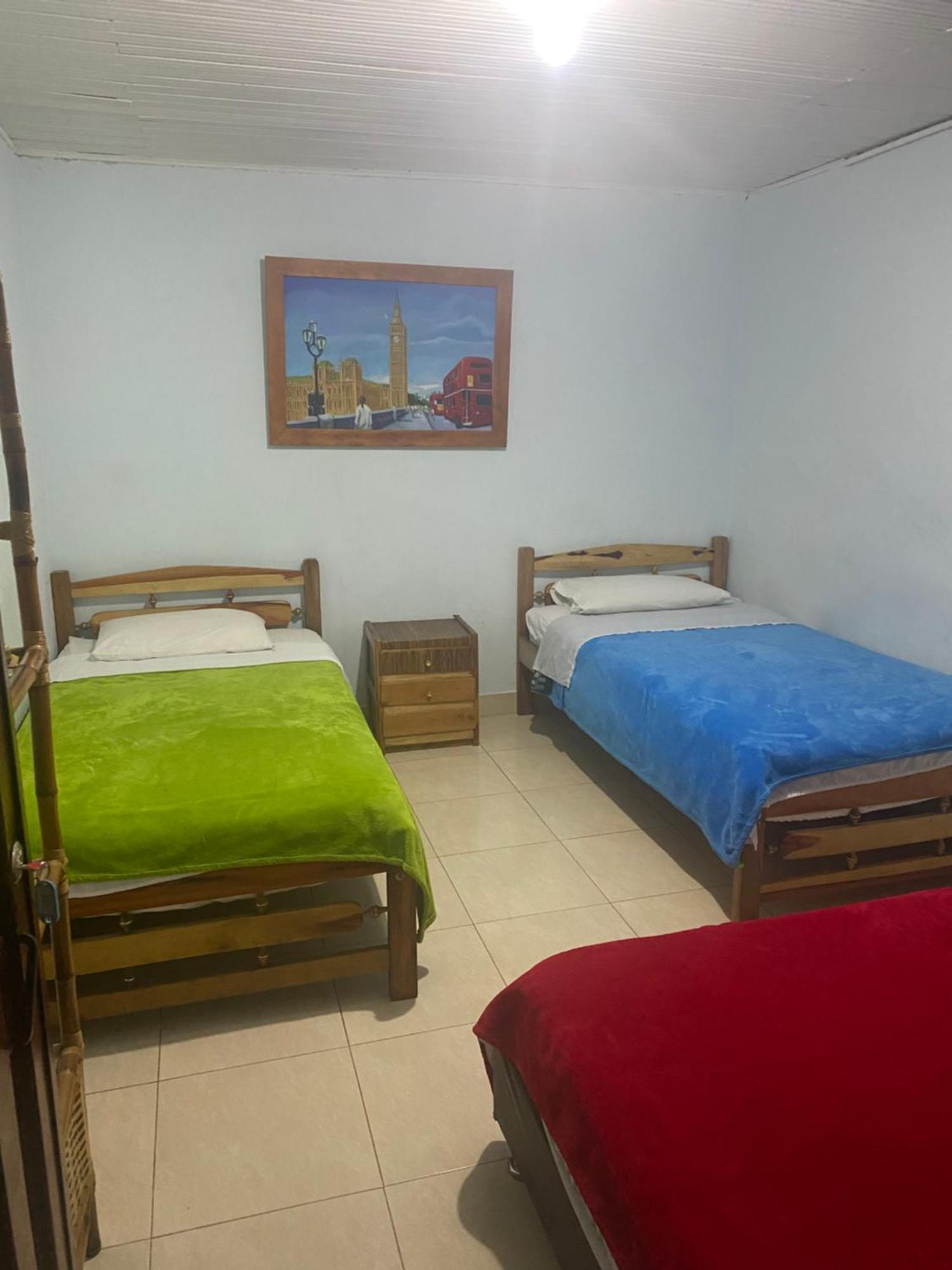 Four Season Guest house *