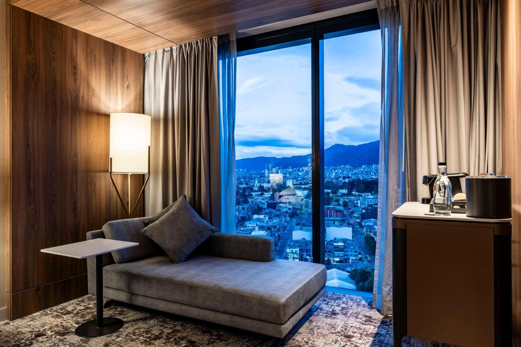 Hotel Hilton Corferias 4*