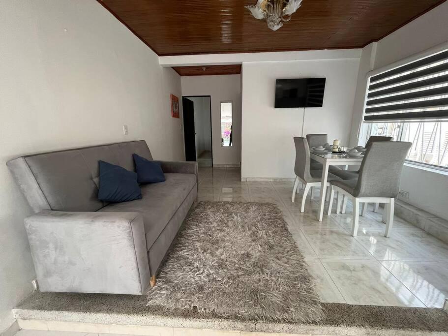 Apartamento Dulce Hogar 2 Cerca Del Aeropuerto