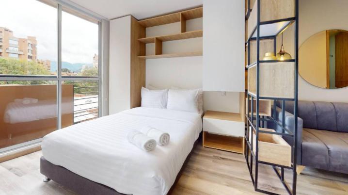 Apartasuites Cabrera 85 Hotel