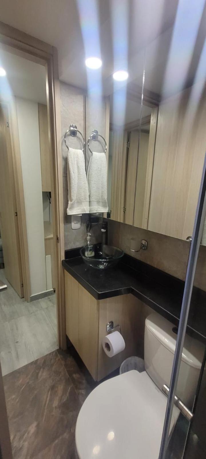 Apartment Disfruta De Comodidad Y Tranquilidad Bogota