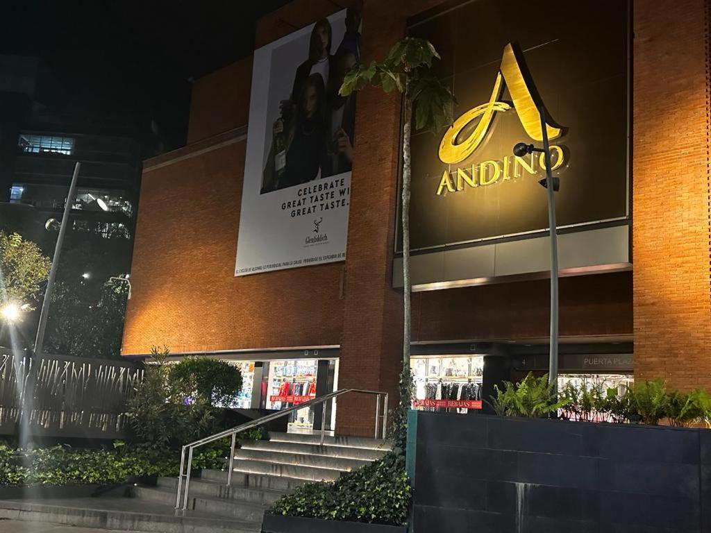 Apartasuites Cabrera 85 Bogotá