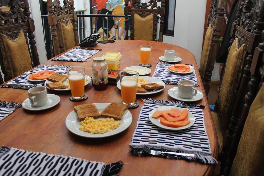 Casa De Las Flores Hostel Bogota