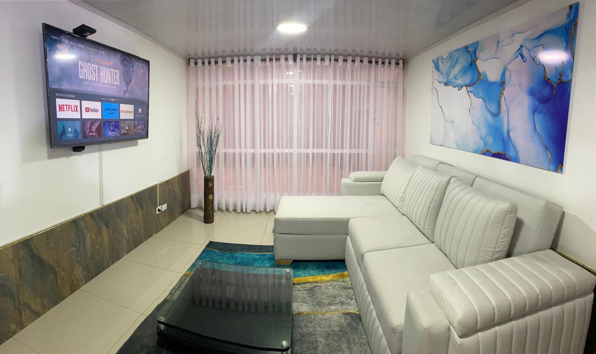 Embajadausacorferiasaeropuertog12agora Holiday home