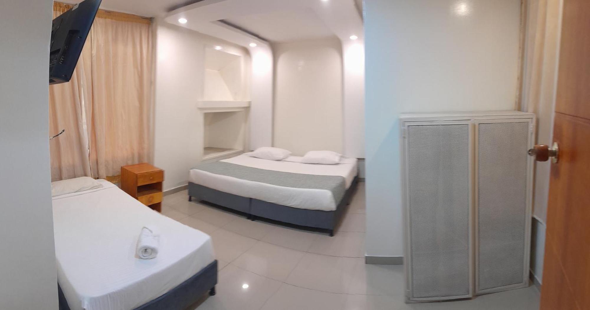 Hotel Aw Connect Airport Bogota
