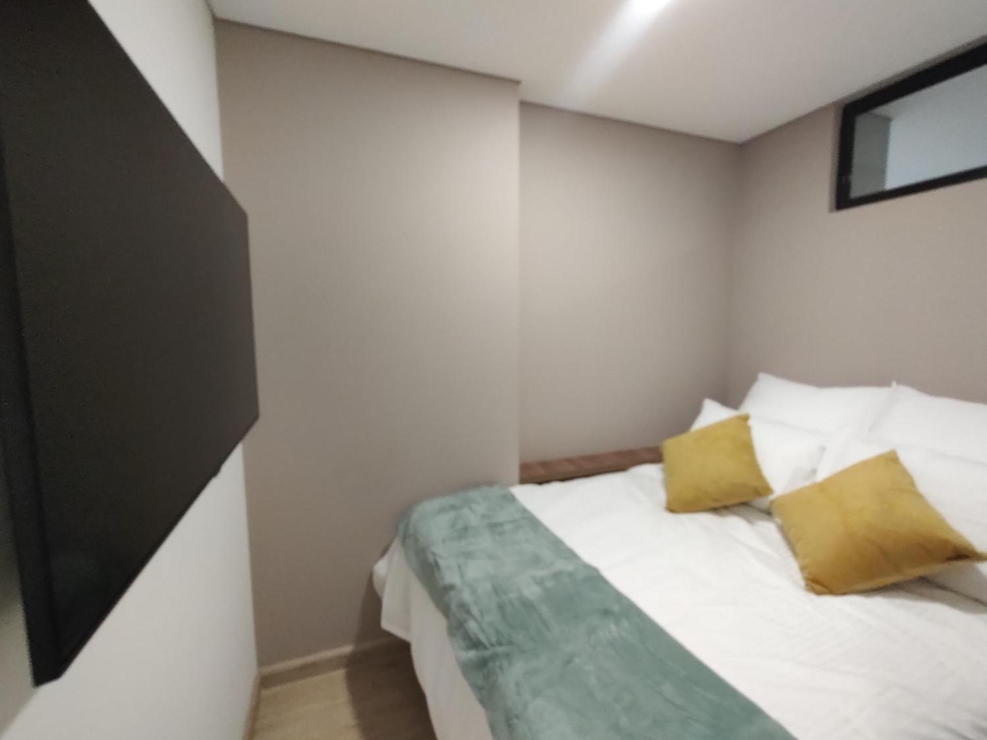 The Hood 102, Modern And Luxury Apartment Bogota