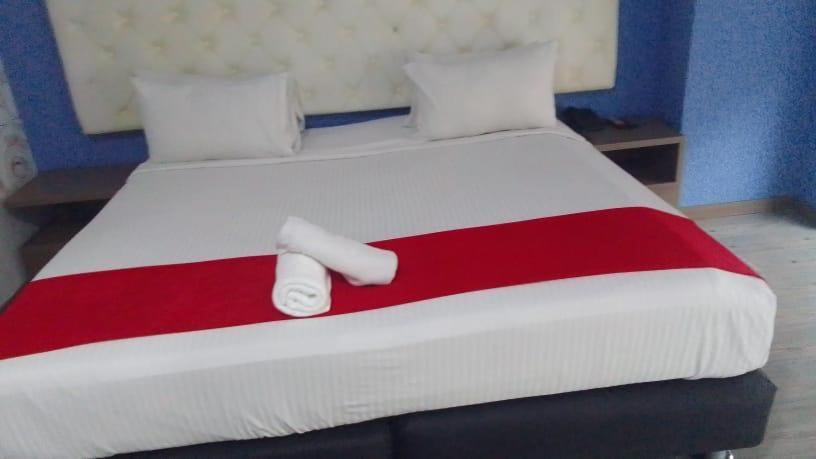 Hotel Plaza Miranda 3*