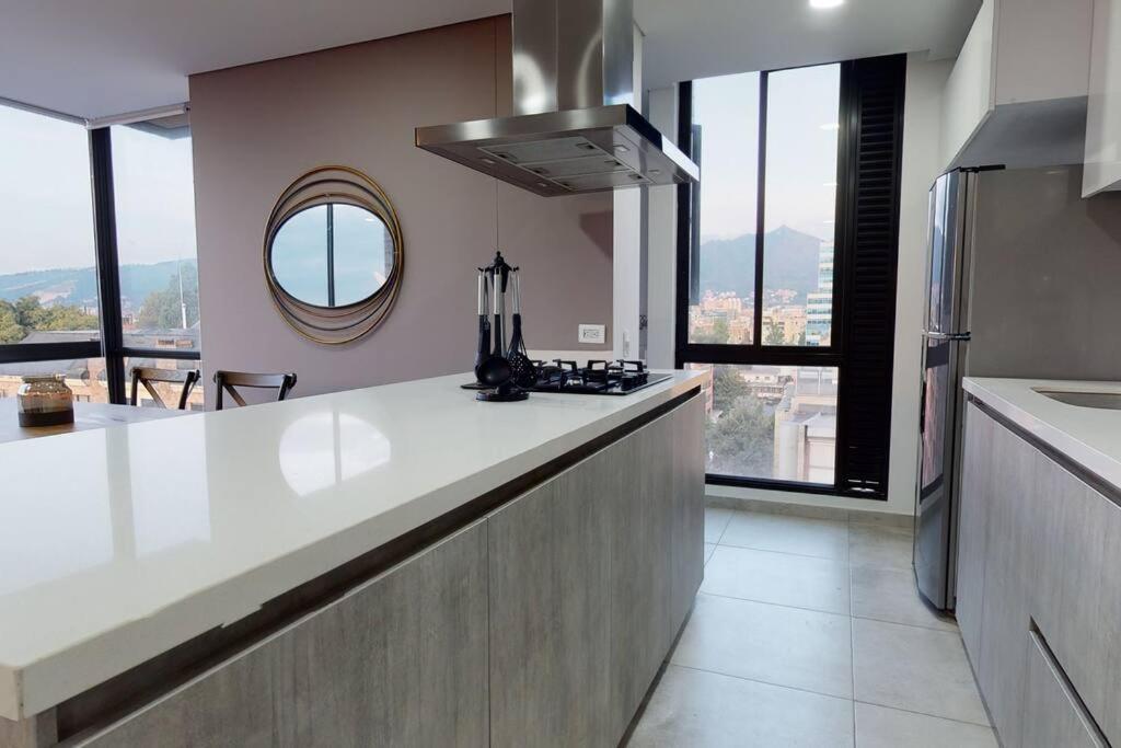 Apartment 903 Kappa *