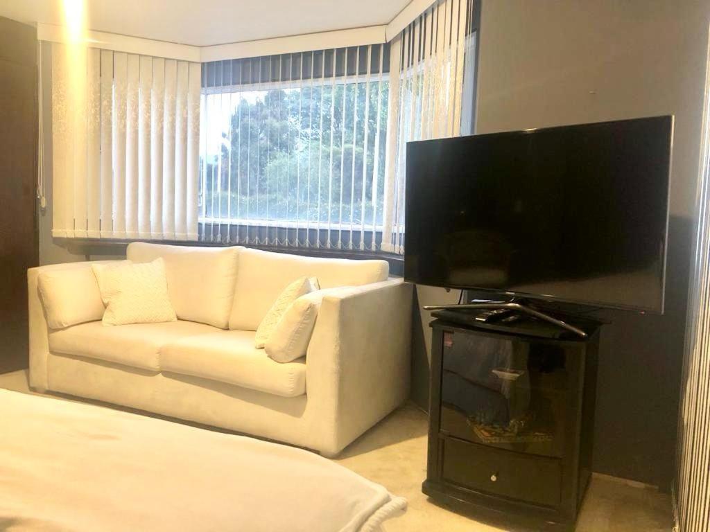 Lejos De Tu Hogar? Aqui Te Sentiras A Gusto. Bogotá